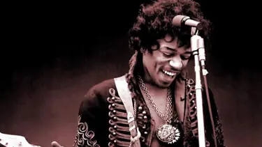 Tüm zamanların en iyi gitaristi seçildi