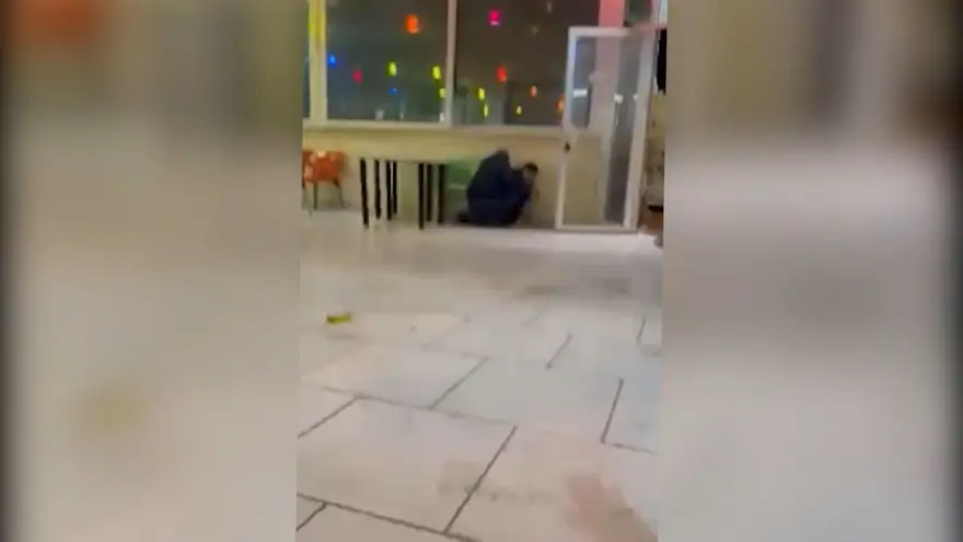 Hastane bahçesi savaş alanına döndü: 4 yaralı, 15 gözaltı 6