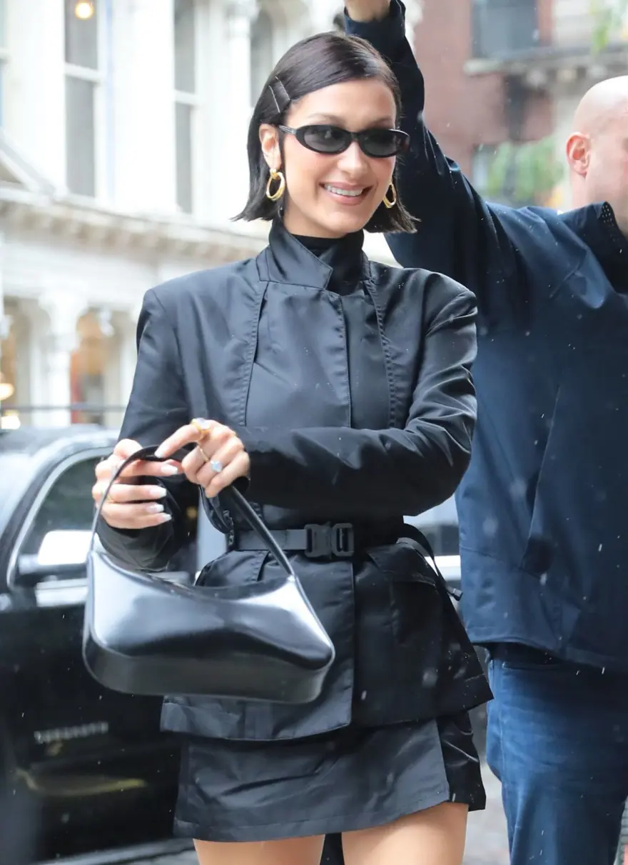 Bella Hadid 23'üncü yaş gününü kutladı 