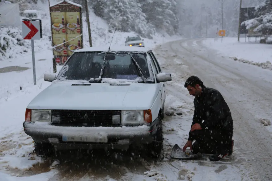 Ağrı-Iğdır karayolu ulaşıma kapandı 5