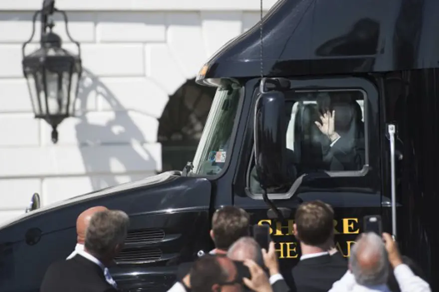 Trump TIR şoförü oldu 7