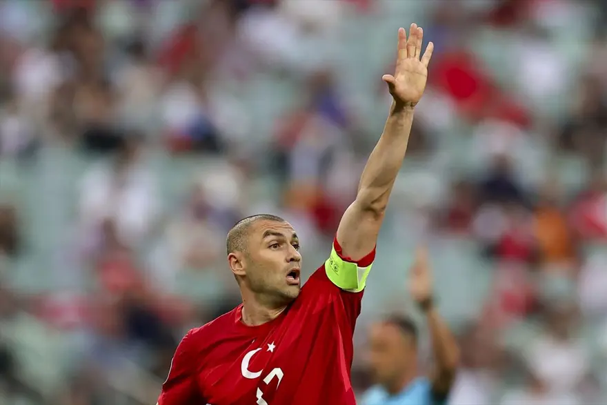 A Milli Takım, ikinci maçında Galler'e yenildi 8