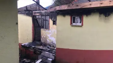 Jel ile soba yakmak isterken, evini de kendisini de yaktı