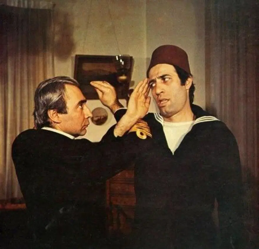 Kemal Sunal, Kemal Sunal kimdir, Kemal Sunal'ın ölüm yıl dönümü, Kemal Sunal'ın hayatı 1