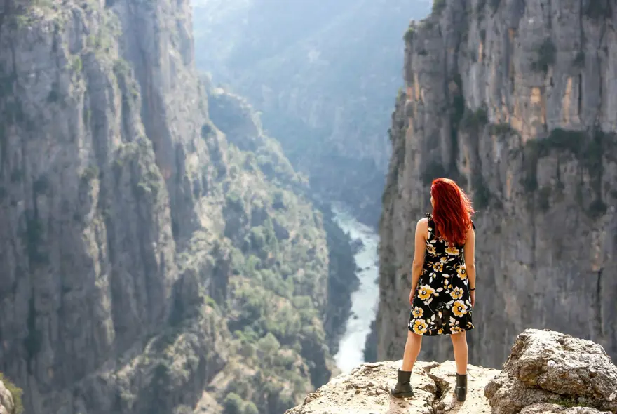 Türkiye'nin cennet köşesi turist akınına uğruyor! İskandinav ülkelerinin fiyortlarından farksız... 4
