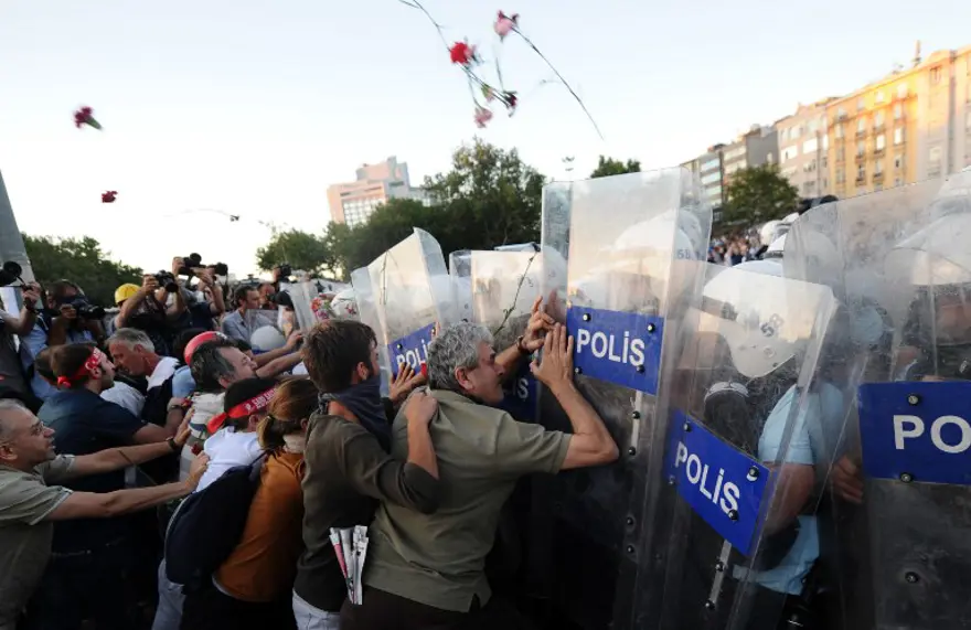 Taksim'de gerginlik 5