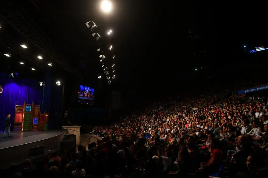 Harbiye'de Güldür Güldür Show'dan kahkaha dolu gece 3