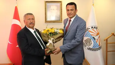 Mazbata dönüşü trafik kazası geçirdi