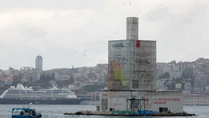 Kız Kulesi'nin altı aşınmış: Olası bir depremde yıkılırdı Kız Kulesi'nin altı aşınmış: Olası bir depremde yıkılırdı