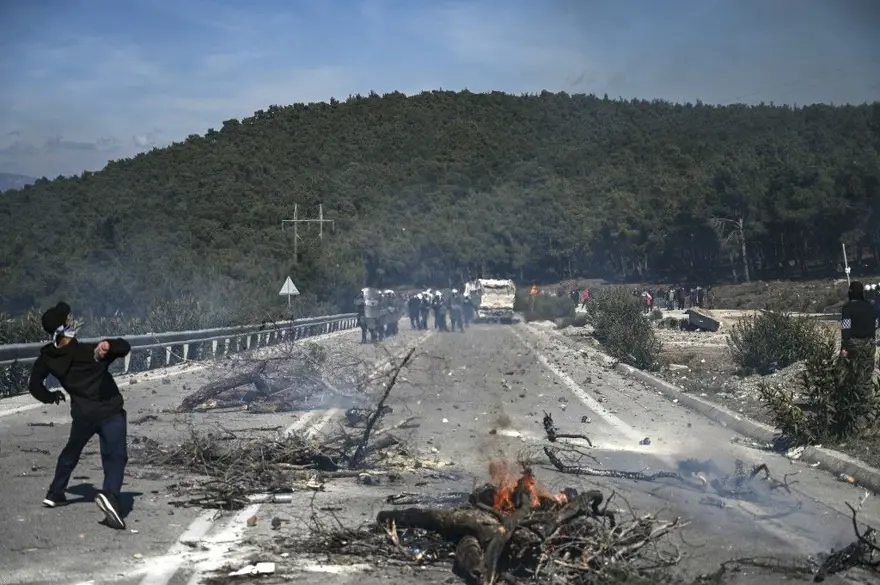 Yunan adalarını savaş alanına çevirdiler 2