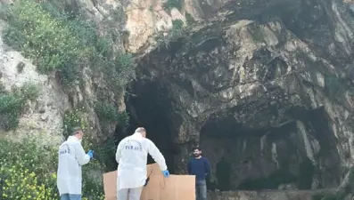 Şanlıurfa'da tarihi kale eteğinde erkek cesedi bulundu