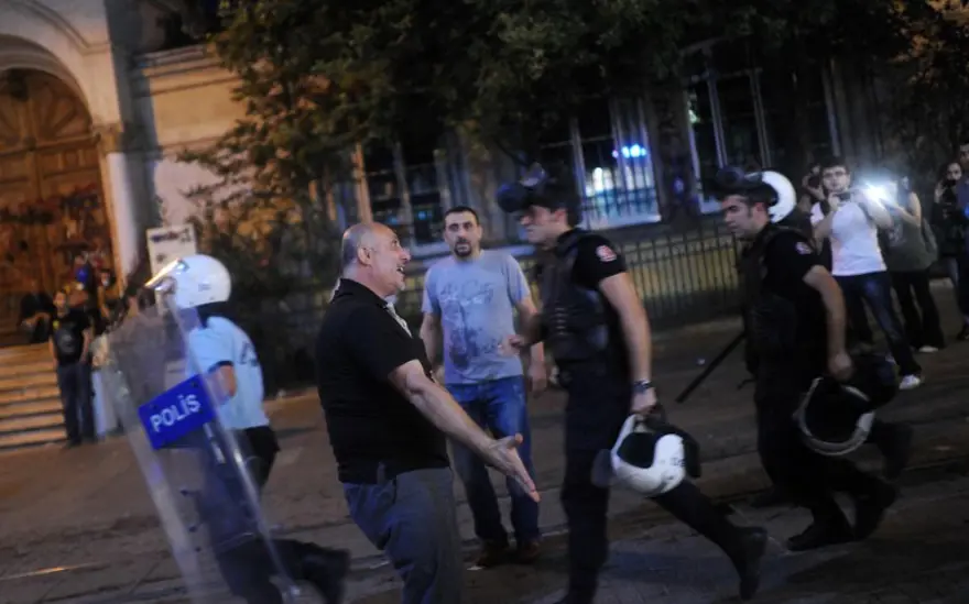Taksim'de gerginlik 42