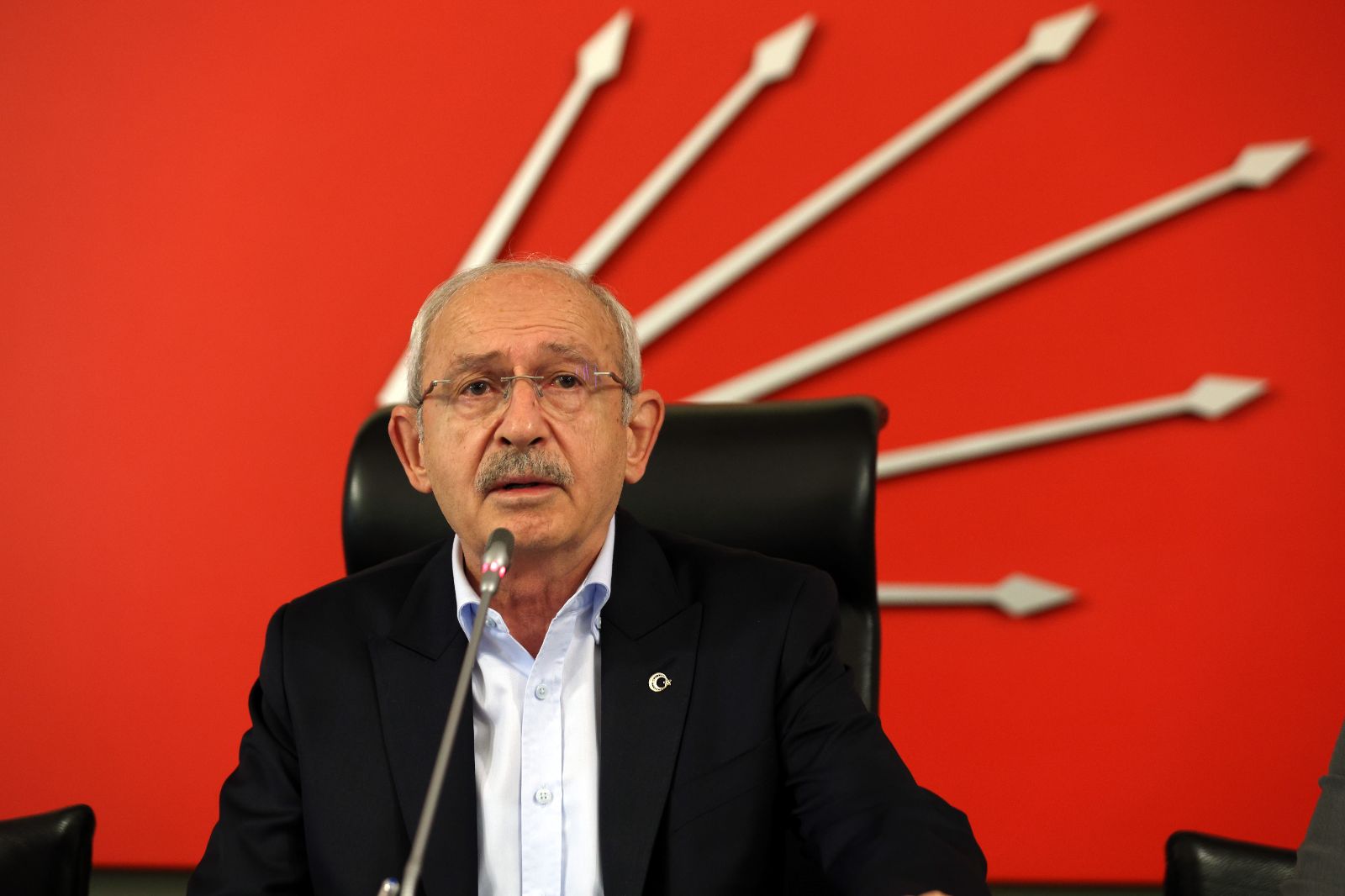 Kılıçdaroğlu, Hulusi Akar'a 100 bin lira manevi tazminat ödeyecek