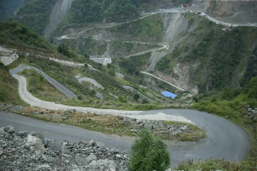 Korku saçan 21 virajlı yol 11
