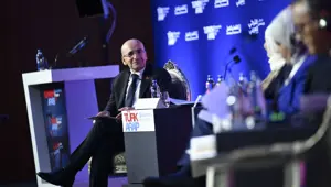 Bakan Şimşek: Yapay zeka devrimini kaçıramayız Bakan Şimşek: Yapay zeka devrimini kaçıramayız