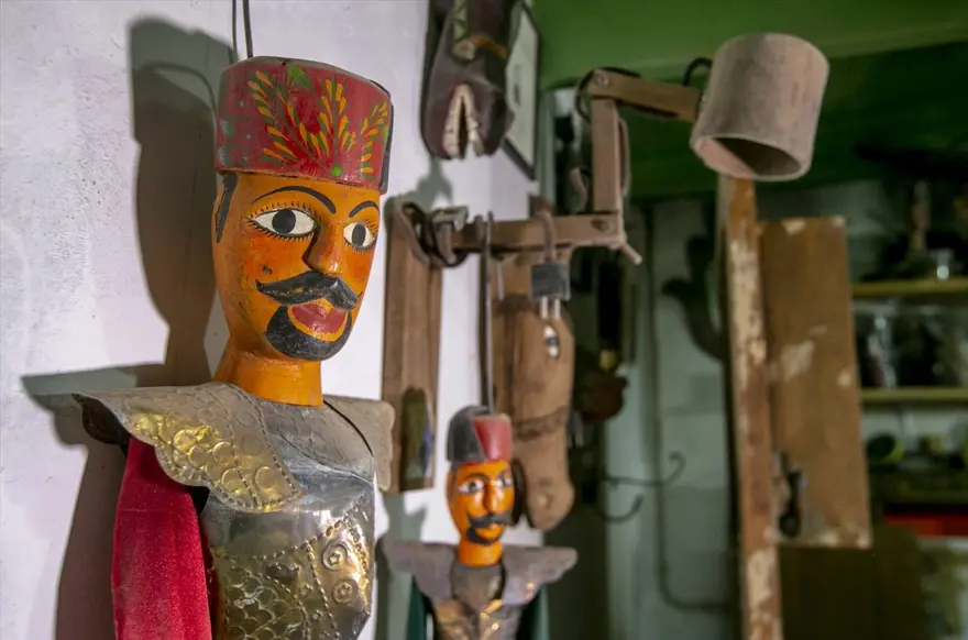 Osmanlı'daki ahşap kukla geleneğini yaşatıyorlar 4 Osmanlı'daki ahşap kukla geleneğini yaşatıyorlar 4