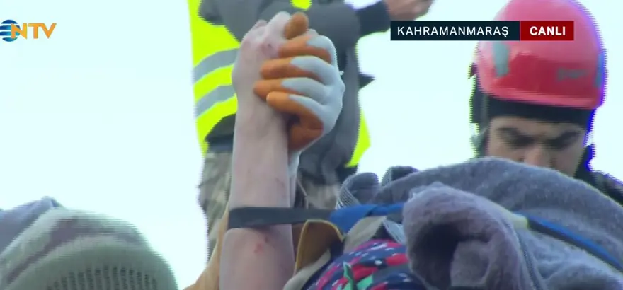 ENKAZDAN 51. SAATTE KURTARILDI 49