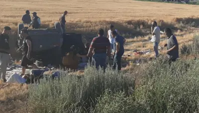 Otomobil şarampole devrildi: Tekvando hocası öldü, sporcu 4 çocuk yaralandı