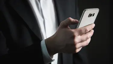 Japonya'da akıllı telefon kullanımına "günde iki saat" önerisi