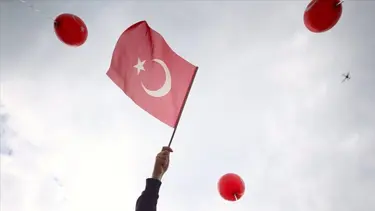 10 Kasım'da bayrak neden yarıya indirilir?
