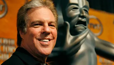 Oscar ve Emmy ödül törenlerinin ünlü yönetmeni hayatını kaybetti