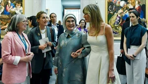 Emine Erdoğan, İspanya Başbakanı Sanchez'in eşiyle müze gezdi Emine Erdoğan, İspanya Başbakanı Sanchez'in eşiyle müze gezdi