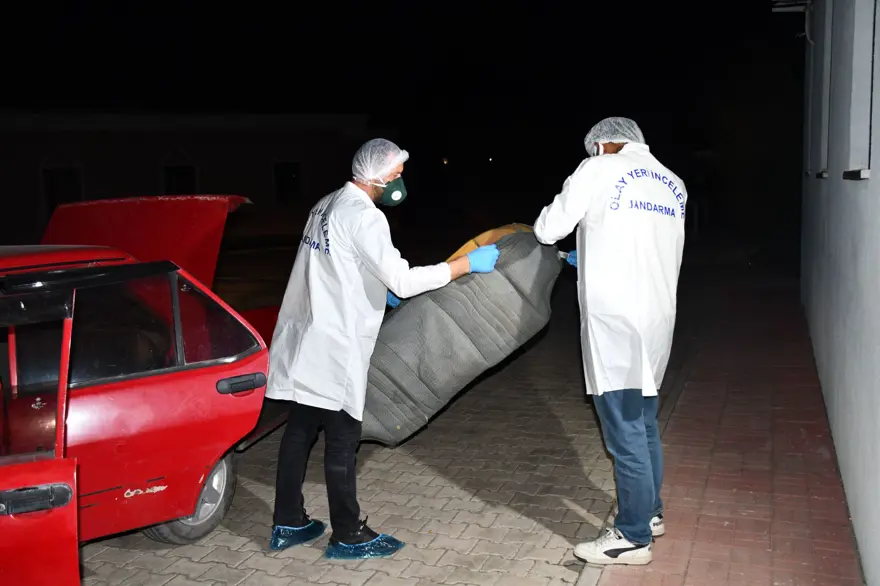 Narin cinayetinde yeni gelişme: Nevzat Bahtiyar'ın aracında delil toplama görüntüsü dava dosyasında 6