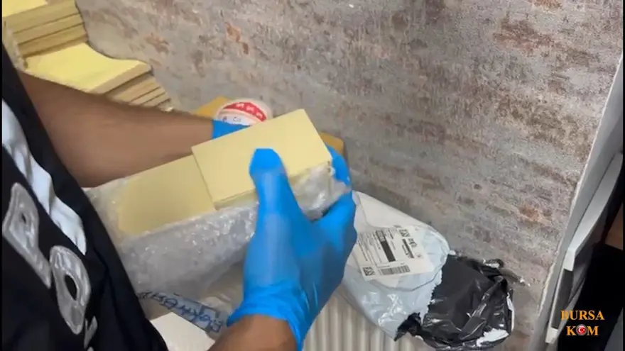 Bombalı eylem hazırlığındaki suç örgütüne operasyon: 4 tutuklama Bombalı eylem hazırlığındaki suç örgütüne operasyon: 4 tutuklama