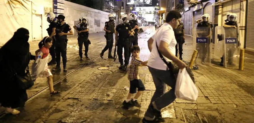 Taksim'de gerginlik 71