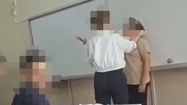 Öğretmenden öğrenciye fiziksel ve sözlü şiddet