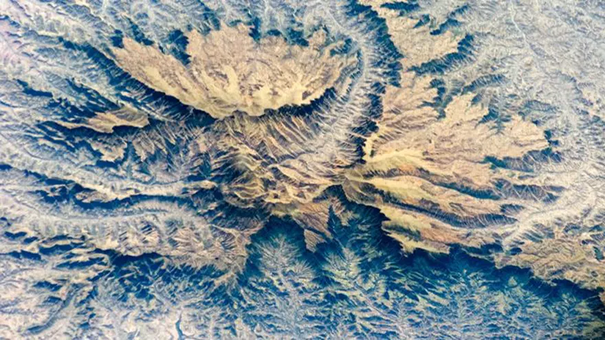 Milyonlarca kişiyi etkileyen kesinti yörüngeden görüntülendi (NASA paylaştı) 7