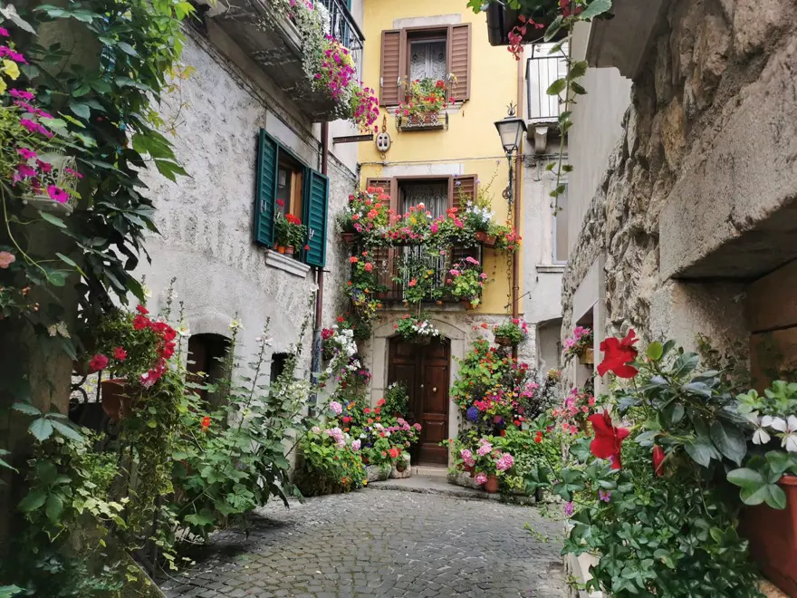 İtalya’da 1 Euro’ya evler satışa çıktı: 630 binadan 250'si satılıyor 17