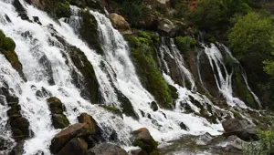 Tomara Şelalesi doğaseverlerin adresi oldu