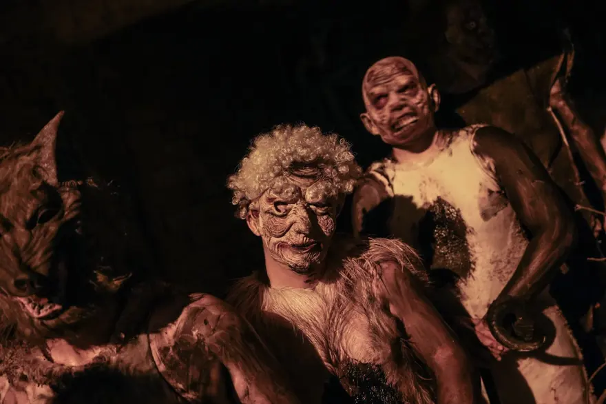 Osmanlı ordusunun 'Deliler'i canlanıyor! 2 asırlık Alabaş geleneği hem korkutuyor hem de eğlendiriyor 