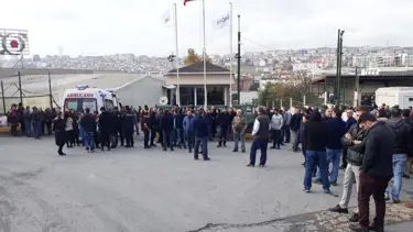 Avcılar'da fabrika deposunda yangın