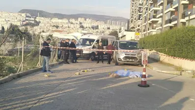 İzmir'de kadın cinayeti: Eski nişanlısı ile annesini vurup intihar etti