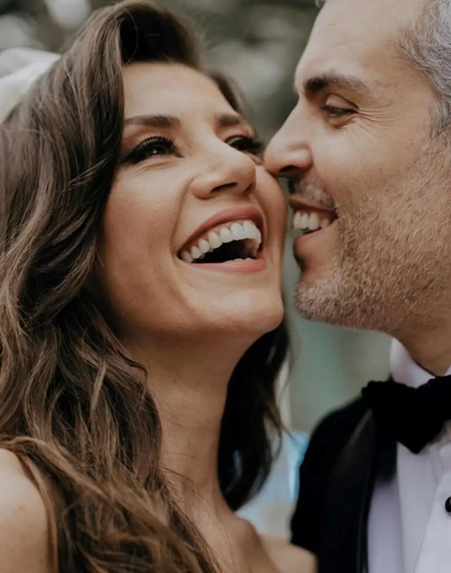 Gökçe Bahadır'dan eşi Emir Ersoy'a: Seni karşıma çıkaran her şeye teşekkür ederim Gökçe Bahadır'dan eşi Emir Ersoy'a: Seni karşıma çıkaran her şeye teşekkür ederim