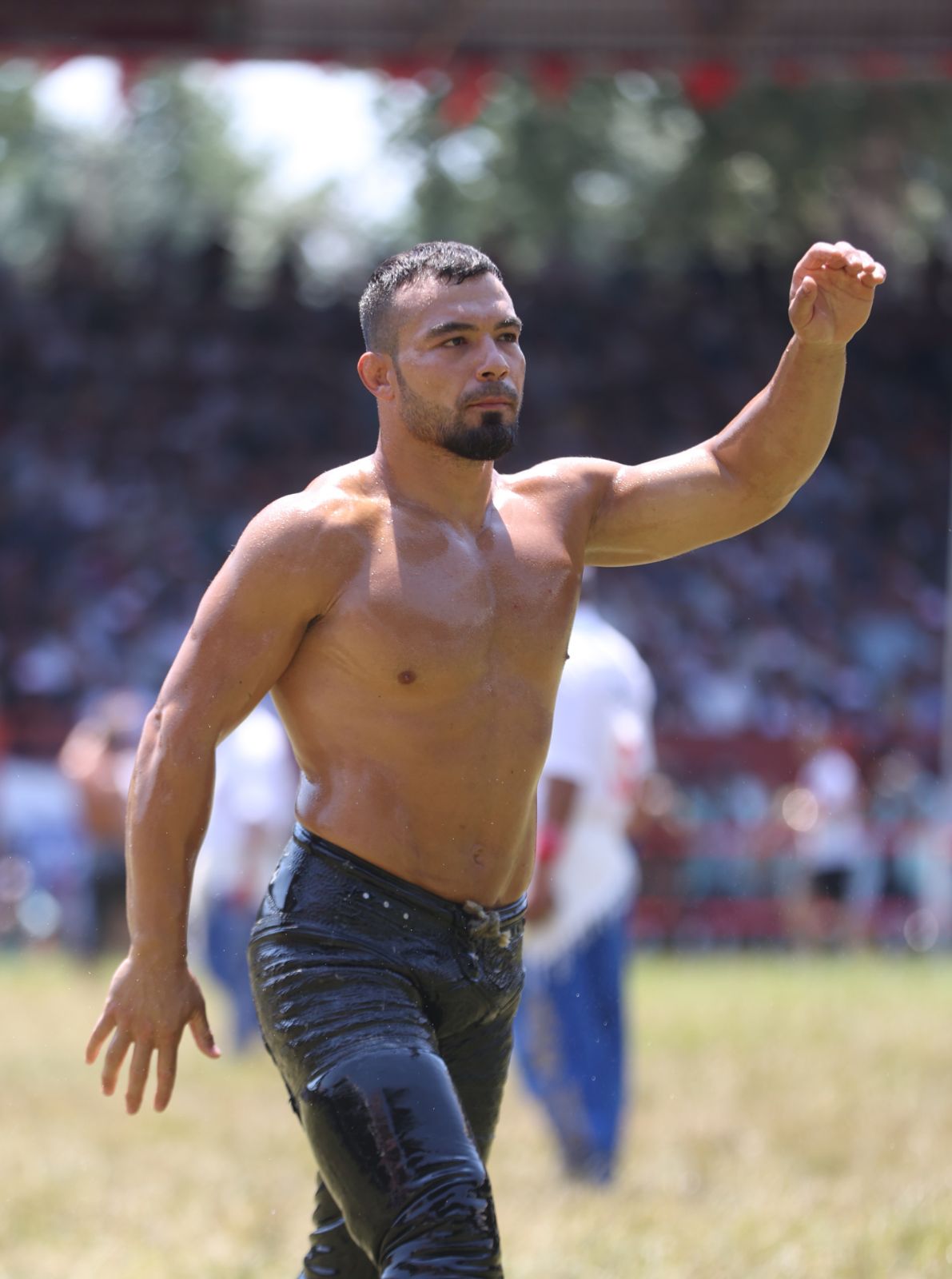 "Kurt bakışlı" pehlivan Yusuf Can Zeybek, kemerin daimi sahibi olma şansını kaybetti!