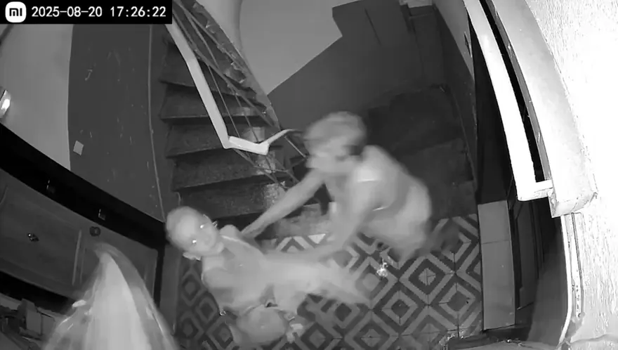 Terk edilen eski sevgili ortalığı birbirine kattı 