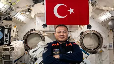 Alper Gezeravcı'nın bugün yaptığı "UYNA" deneyinin sözlüğü paylaşıldı