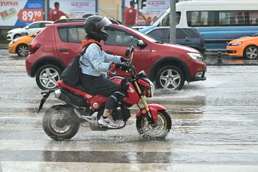 Ankara'da şiddetli sağanak 22
