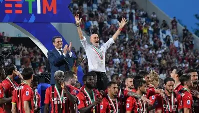 Şampiyonluk madalyasını çaldıran Milan teknik direktörüne yenisi verilecek
