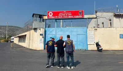 18 madencinin öldüğü olayın firari hükümlüsü yakalandı. 8 yıl kaçtıKaraman'da 18 işçinin hayatını kaybetmesiyle sonuçlanan maden faciasının firari hükümlüsü olan ve 8 yıldır aranan şahıs Mersin'de yakalandı.