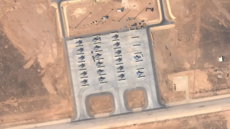 ABD'nin İran yığınağı uydudan böyle görüntülendi. Yüzlerce uçak uydu görüntülerinde