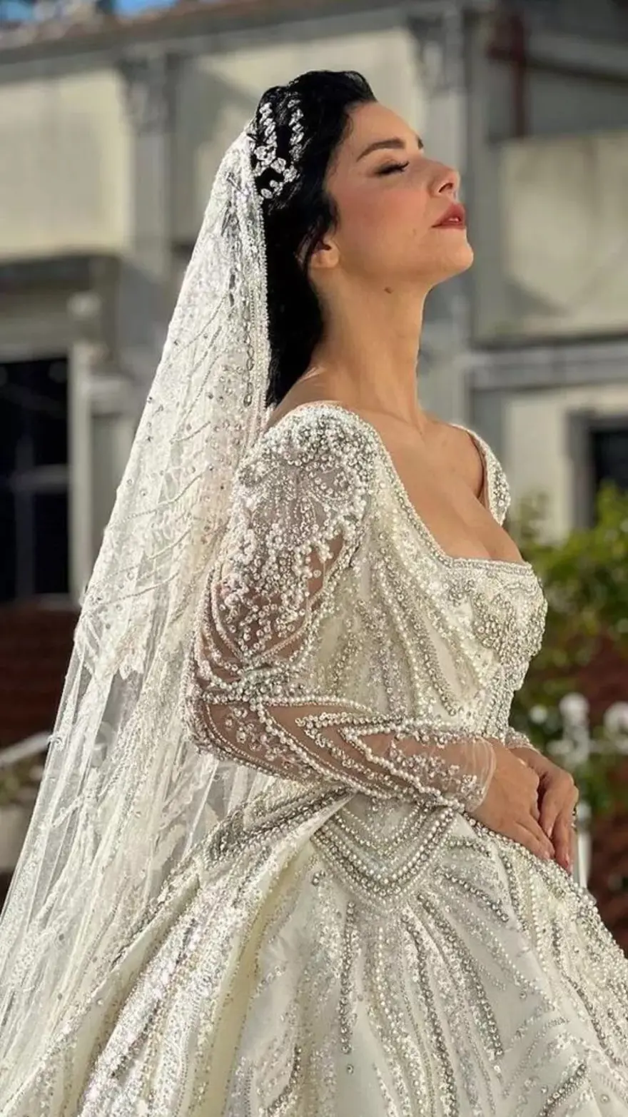 "İNSANİ BİR ŞEY İSTİYORUM SENDEN" 2