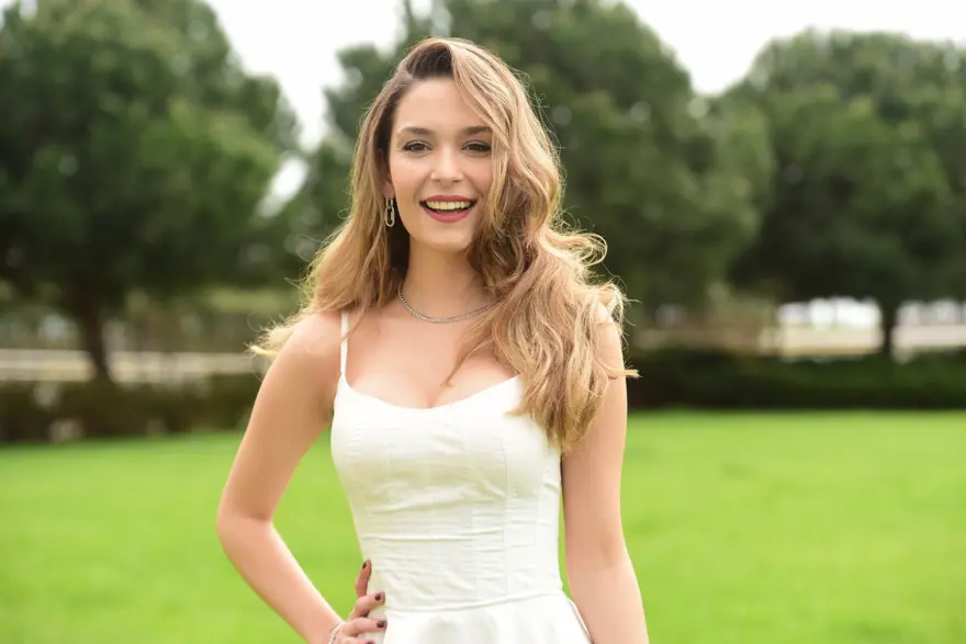 Kazara Aşk'ın Nazlı'sı Selin Işık: Hatalar, öğrenildiğinde güzel başlangıçlar da sağlar 2