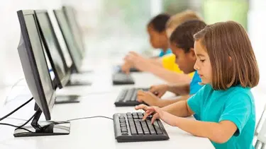 "Gençlerin yüzde 3,6'sı internet bağımlısı"