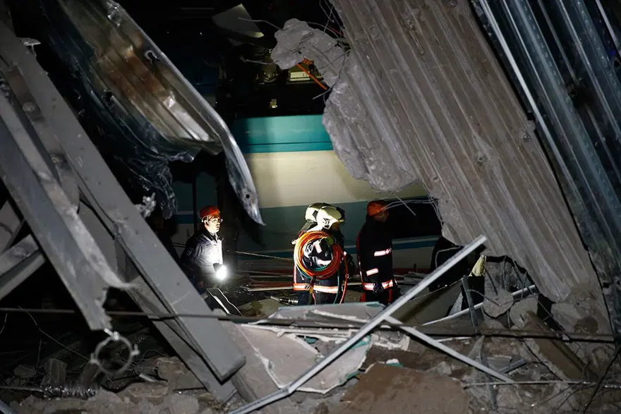 Ankara'da tren kazası: 9 kişi öldü, 84 kişi yaralandı 17