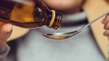 11 çocuğun ani ölümünde öksürük şurubu şüphesi! Doktor gözaltında, şurubun satışı yasaklandı