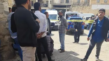 Cami tuvaletinde boğazı kesilmiş halde ölü bulundu